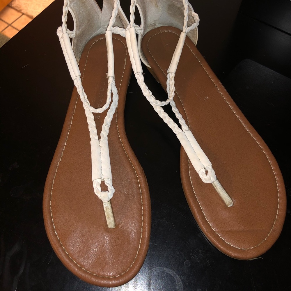 Aeropostale sandals